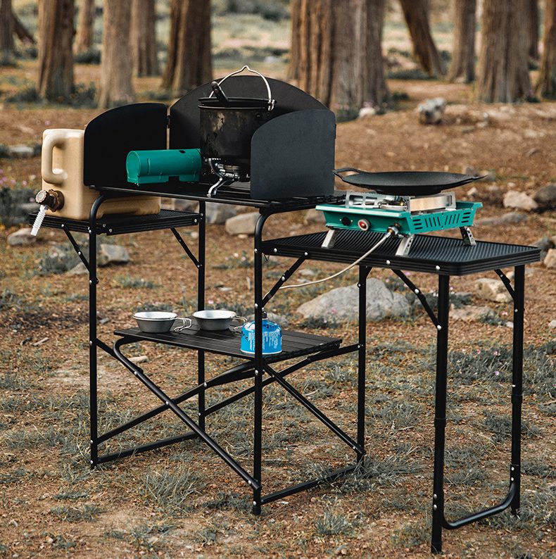 camping kitchen