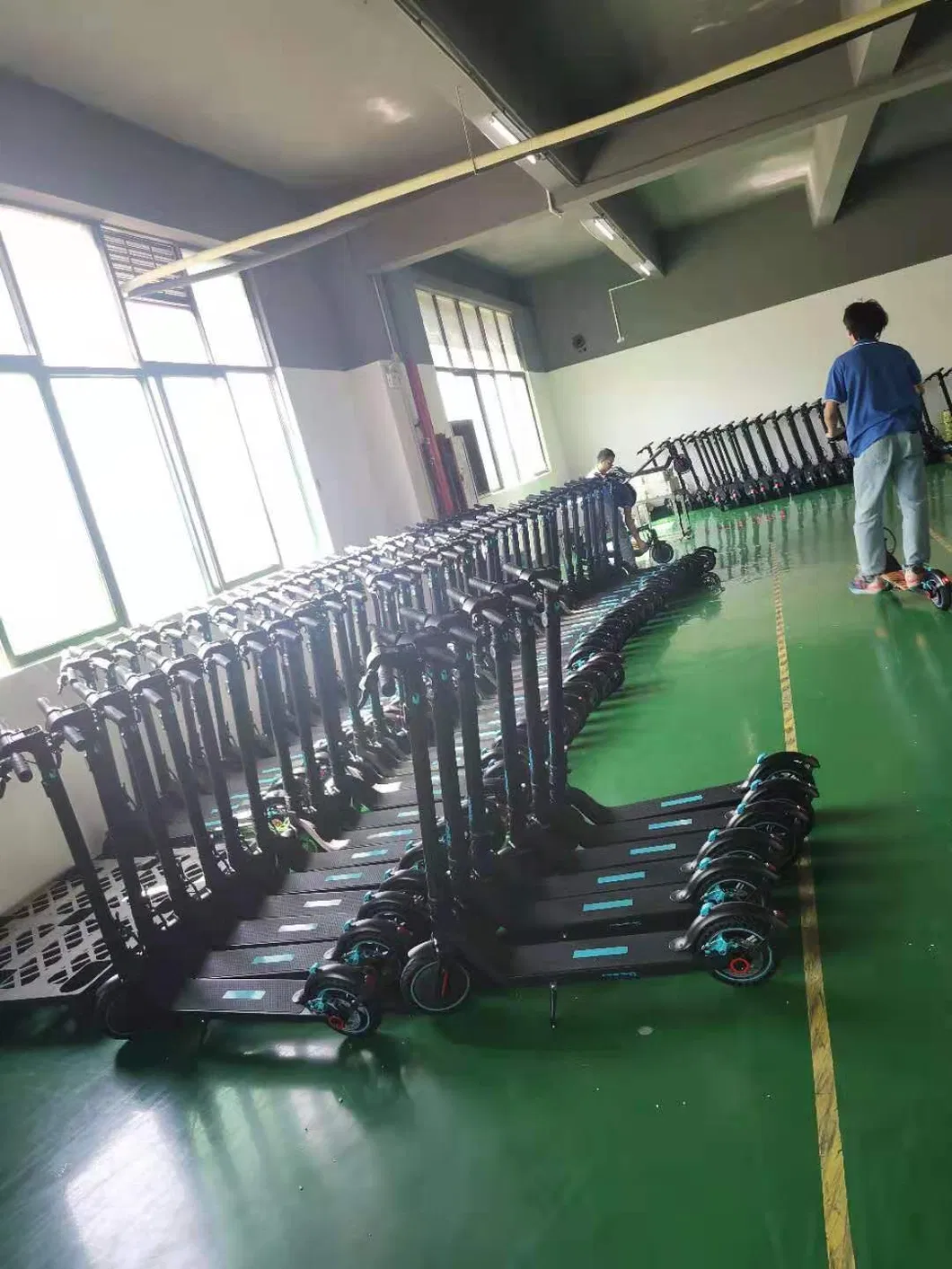 M365 European Warehouse Similar to Foldable EU English Version Electric Scooter with Solid Tire